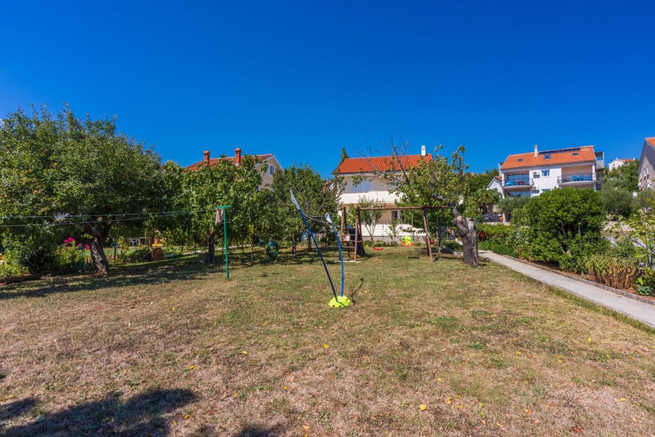 Apartments Star By The Sea Čižići Eksteriør billede